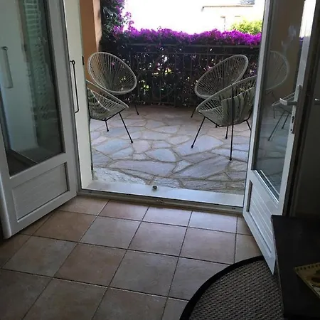 Lägenhet Appartement Dans Villa A Erbalunga Brando